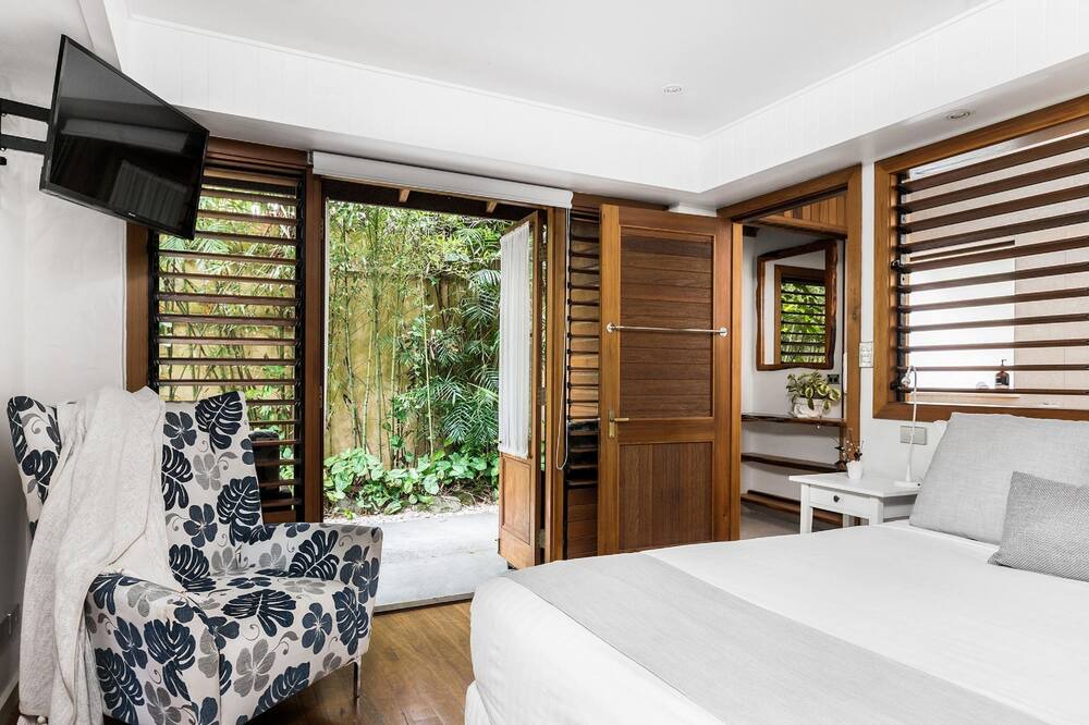 Photo of Bedroom in Belongil