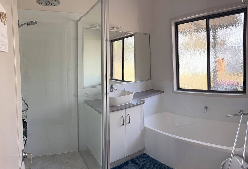 Photo of Bathroom in Mount Tully