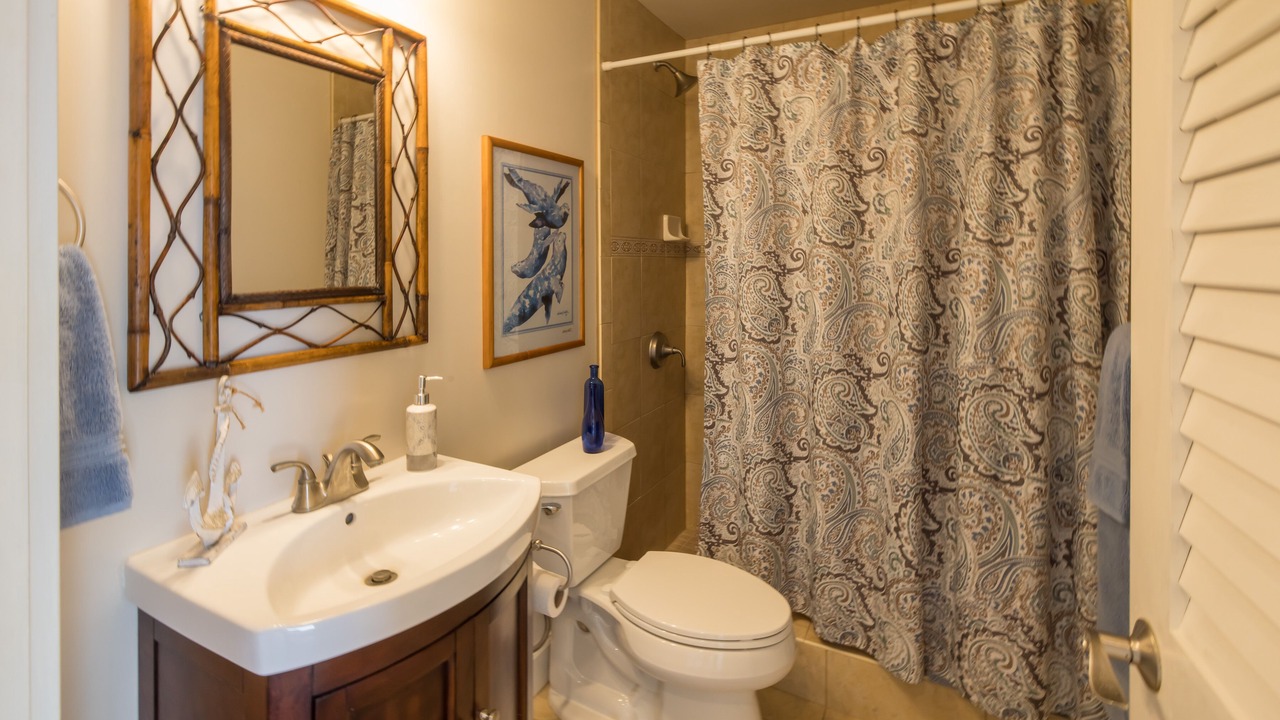 Photo of Bathroom in Kaneohe