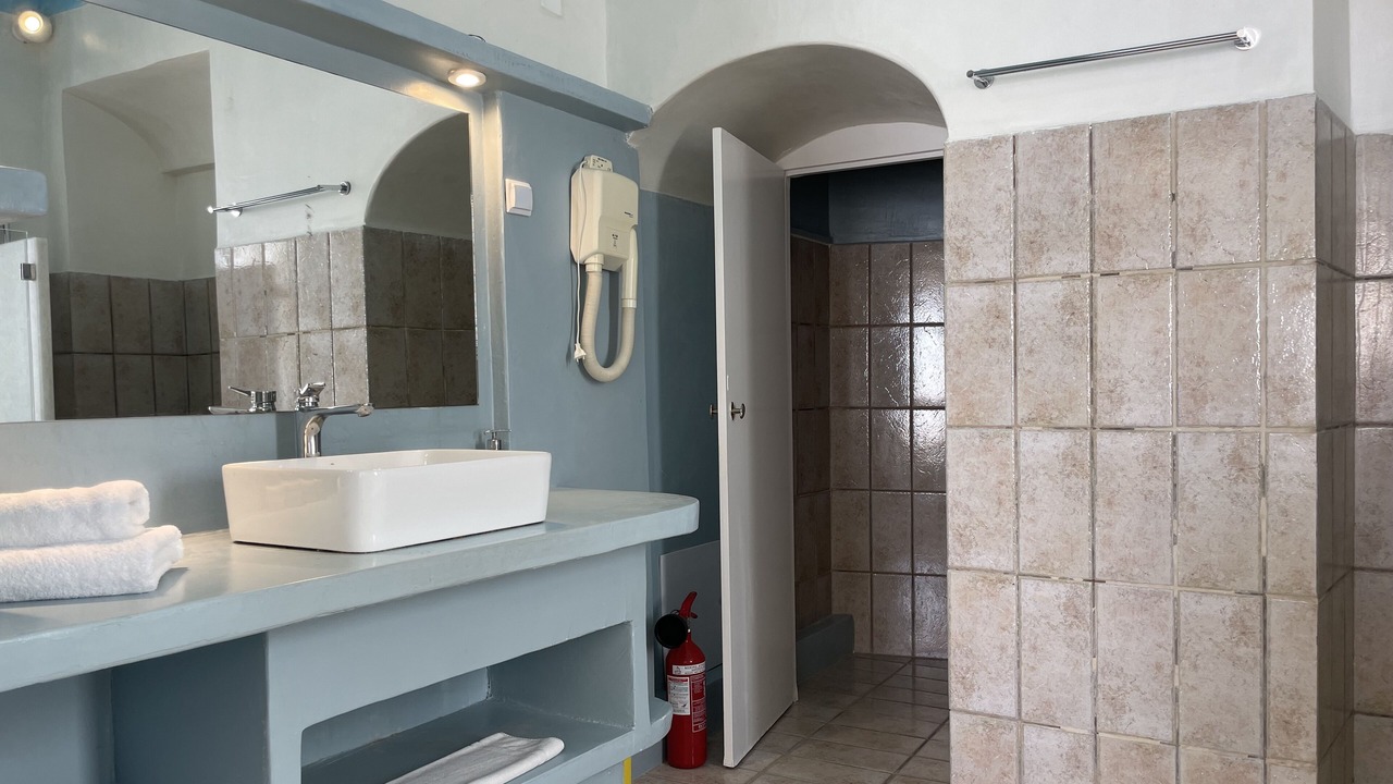 Photo of Bathroom in Imerovigli