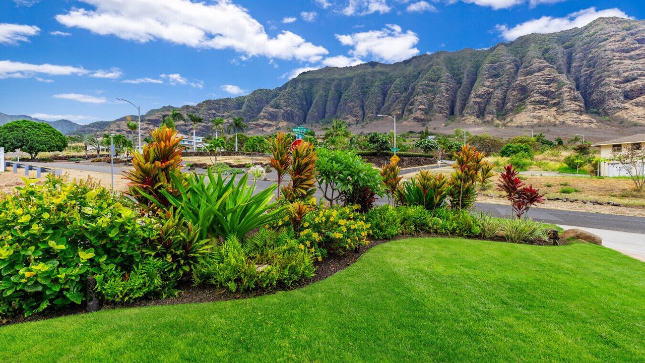 Photo of Outdoor in Makaha Valley