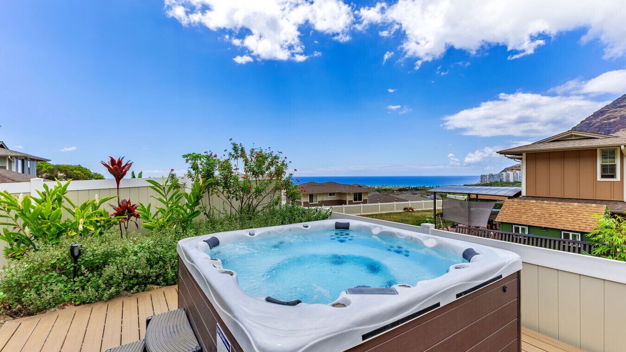 Photo of Patio Balcony in Makaha Valley