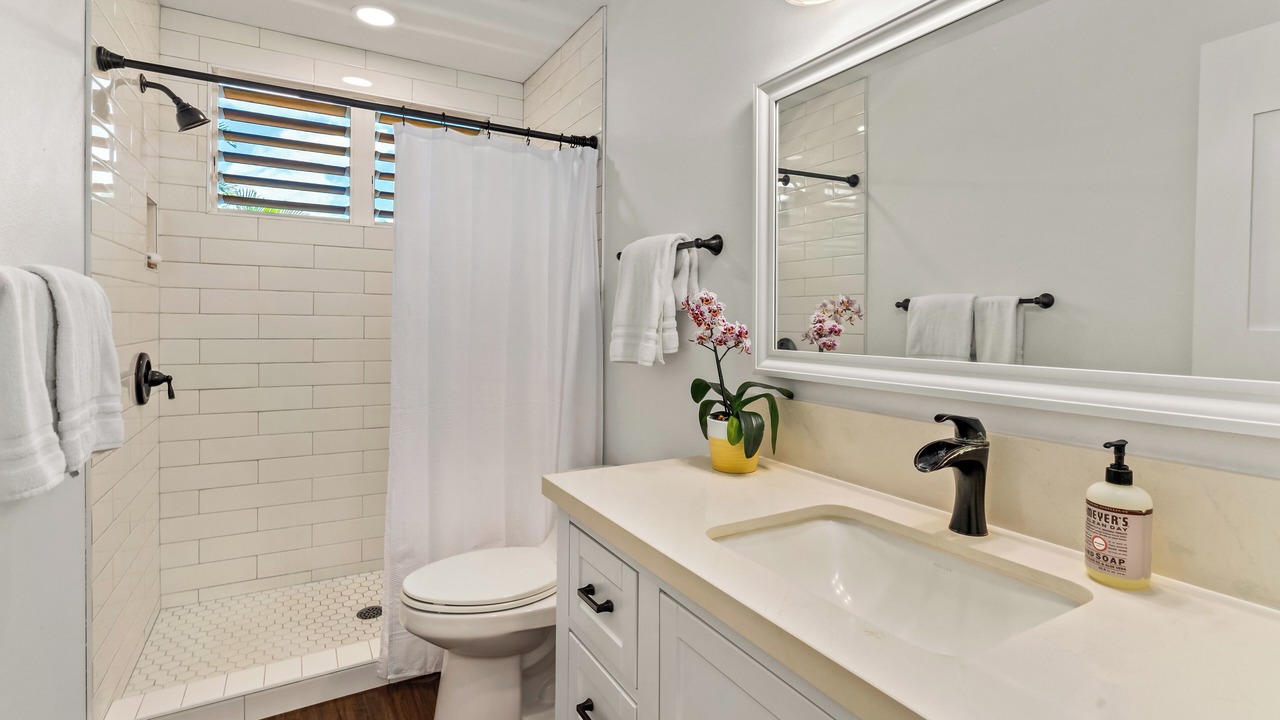 Photo of Bathroom in Hanalei