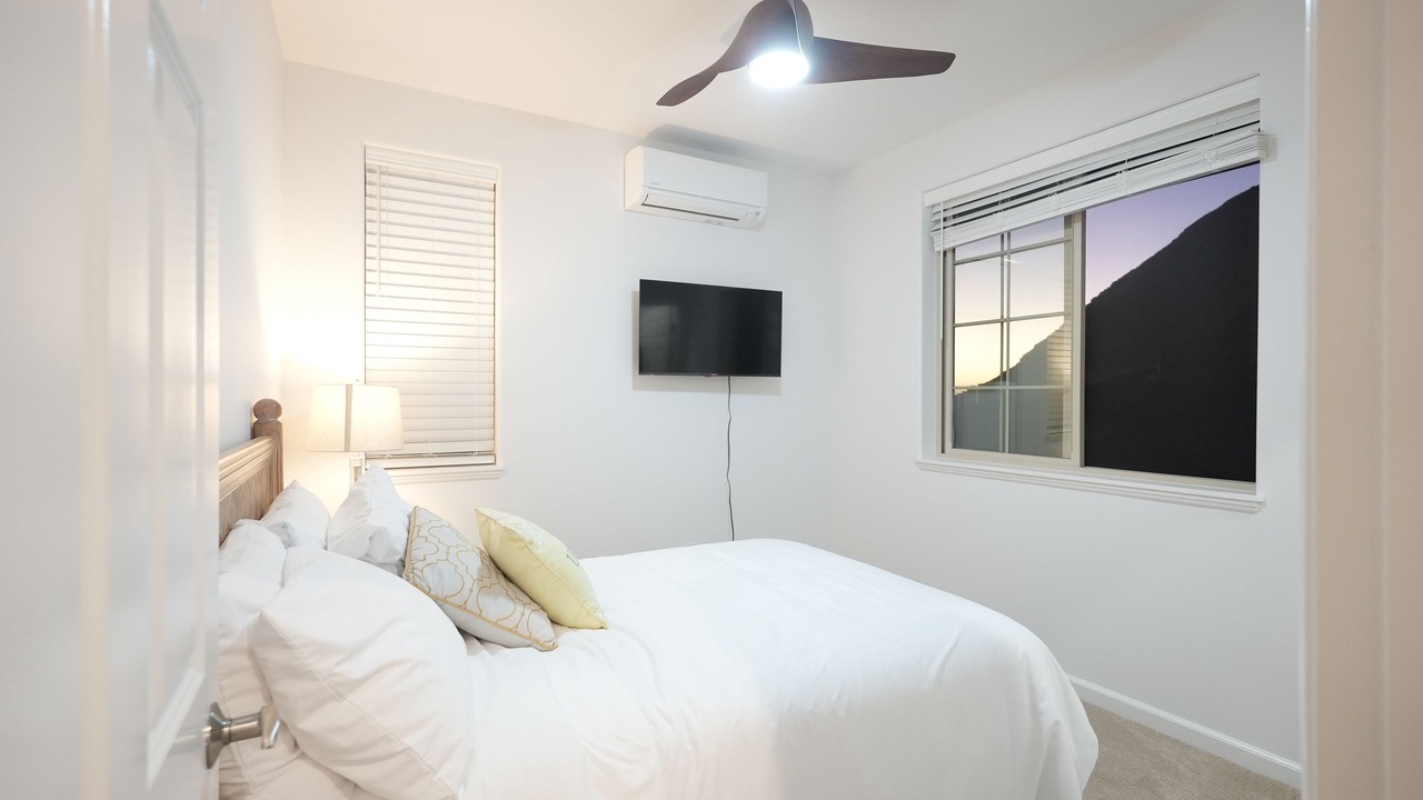 Photo of Bedroom in Makaha Valley