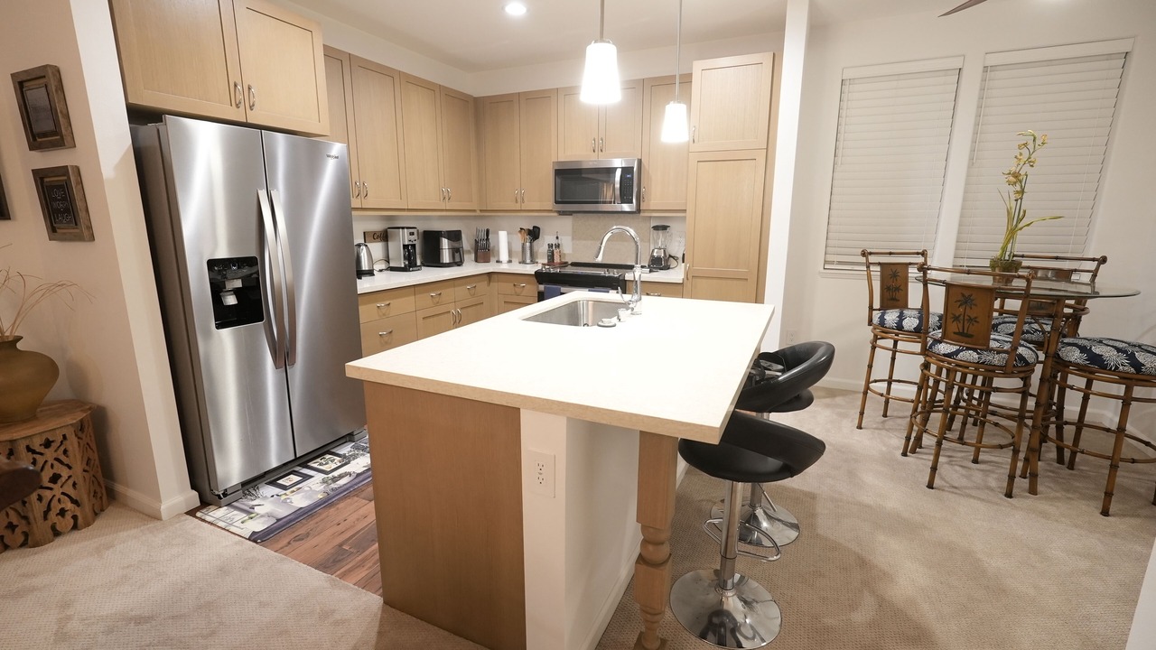 Photo of Kitchen in Makaha Valley