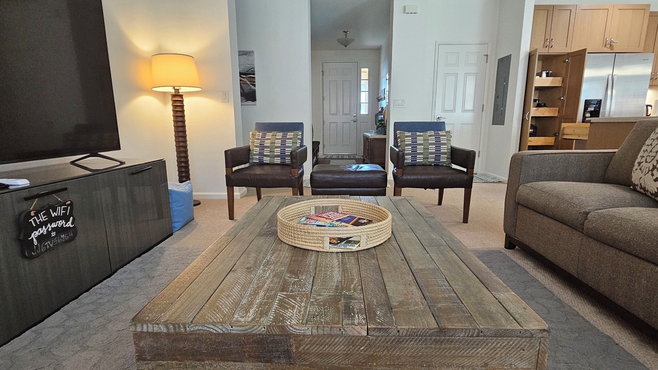 Photo of Livingroom in Makaha Valley