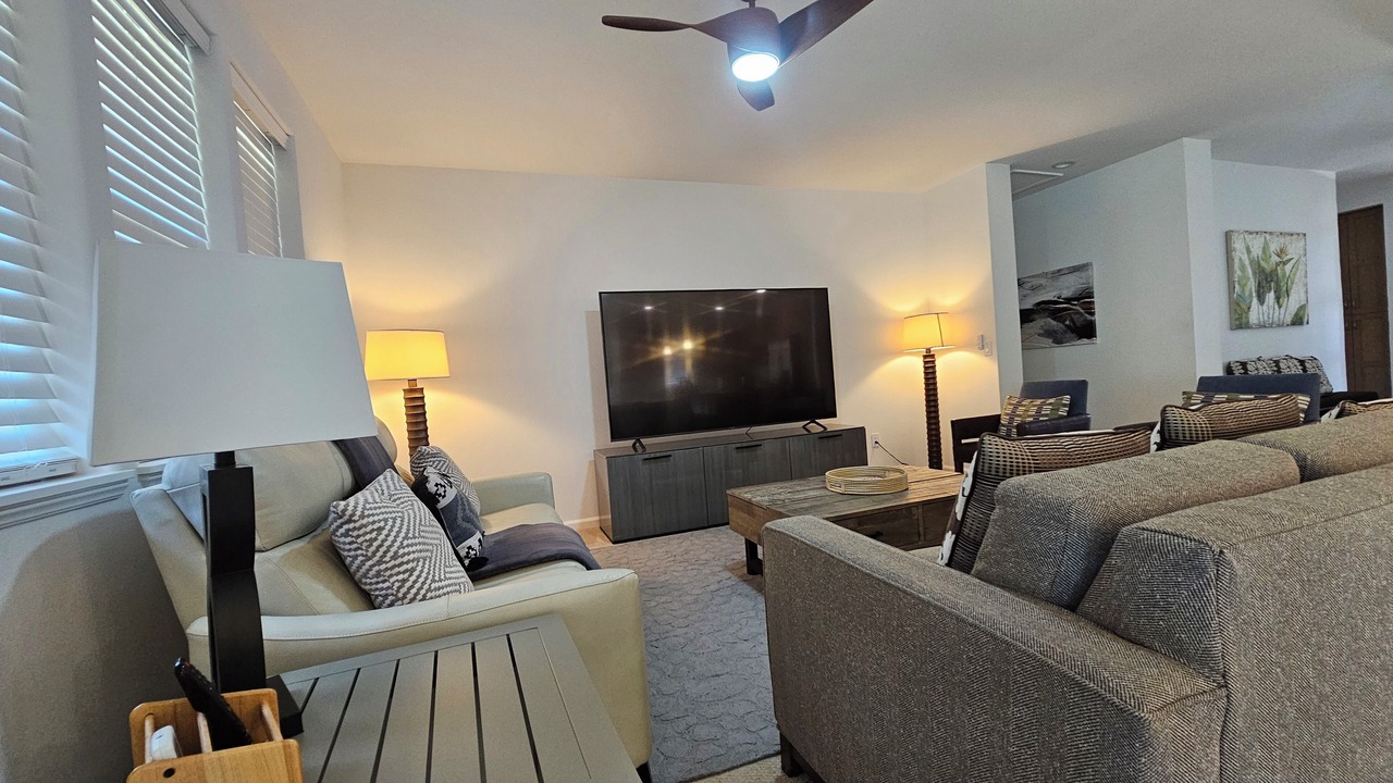 Photo of Livingroom in Makaha Valley