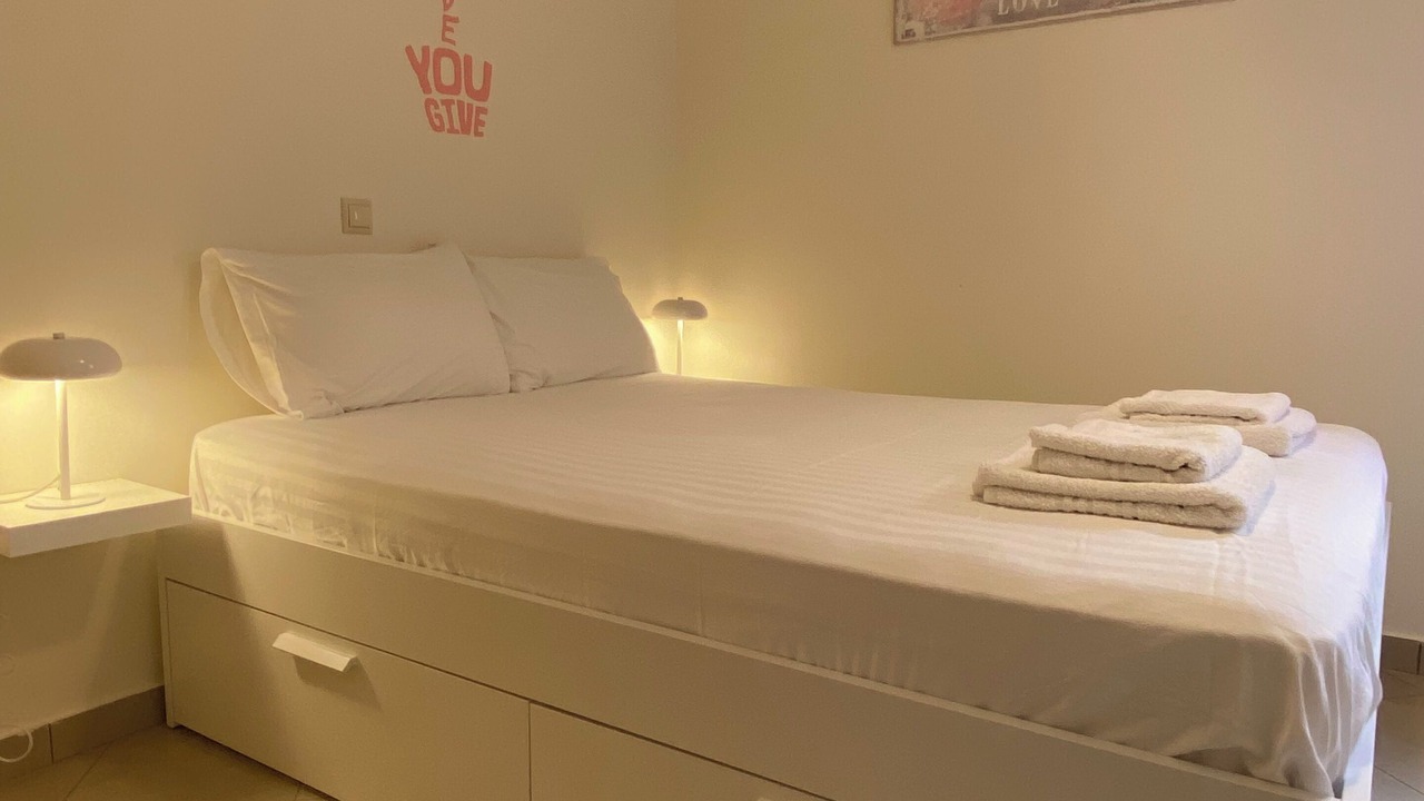 Photo of Bedroom in Petalidi