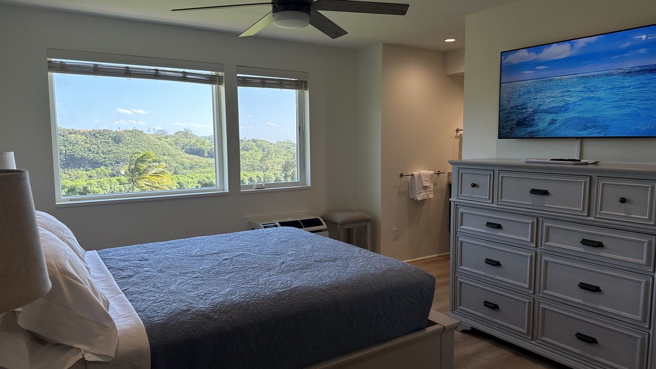 Photo of Bedroom in Moanalua