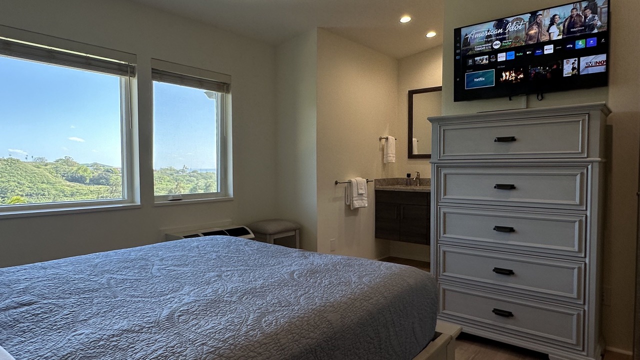 Photo of Bedroom in Moanalua