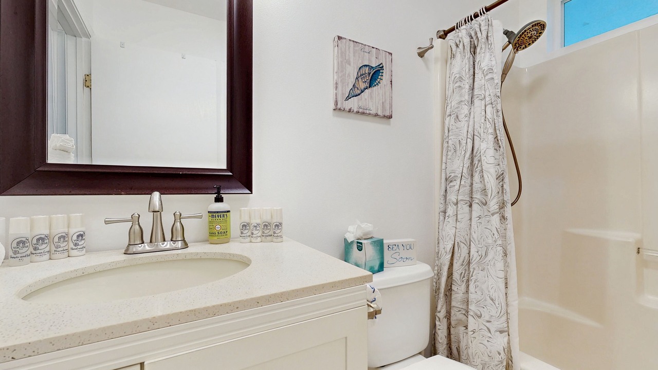 Photo of Bathroom in Kapoho
