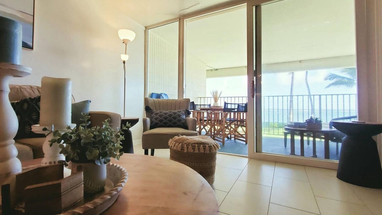 Photo of Livingroom in Punaluu