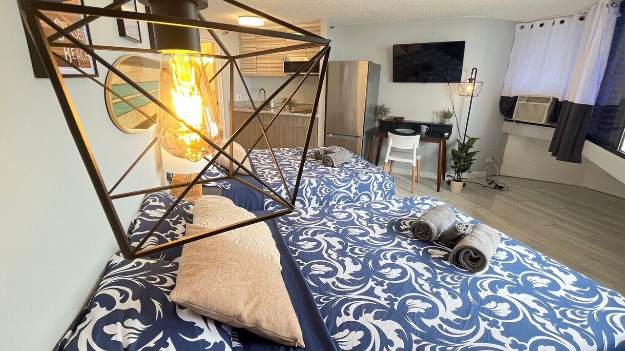 Photo of Bedroom in Waikiki
