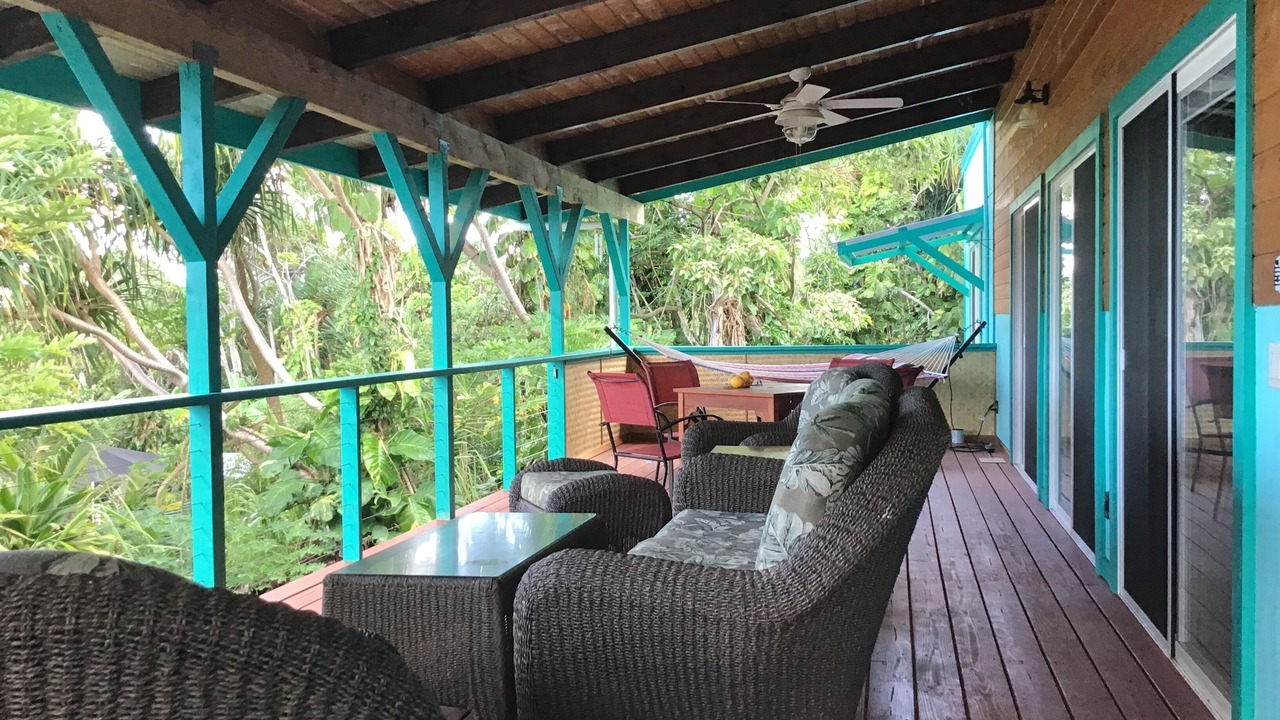 Photo of Patio Balcony in Kehena Beach Estates