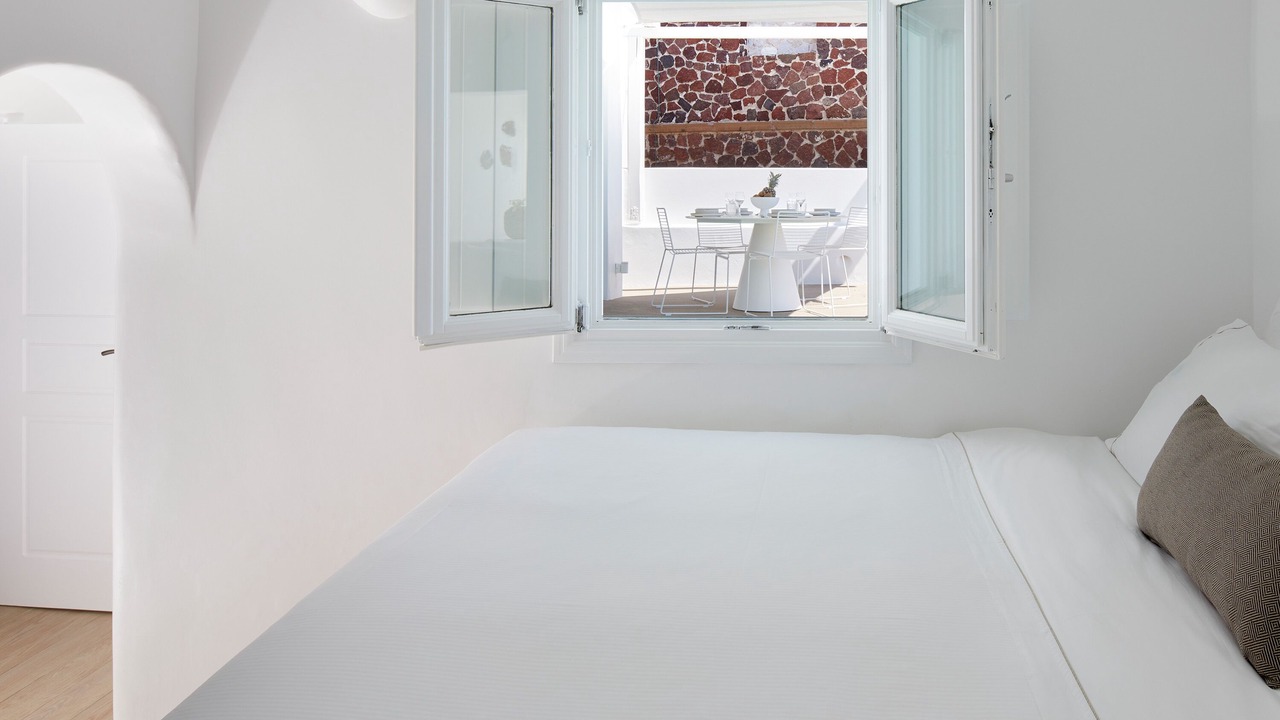 Photo of Bedroom in Imerovigli
