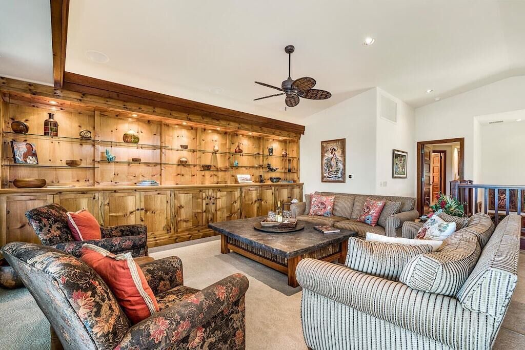 Photo of Livingroom in Kamuela