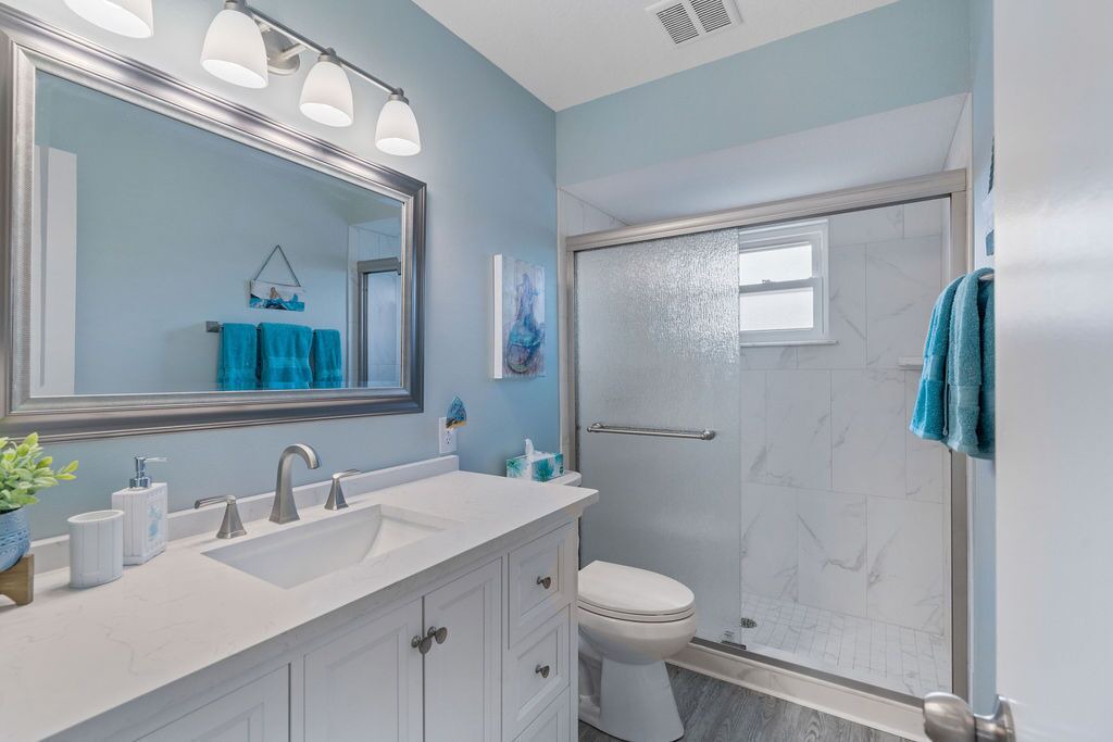 Photo of Bathroom in Indian Waters
