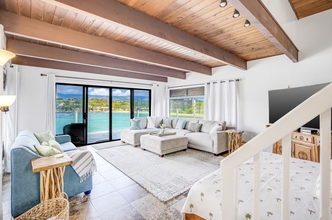Photo of Livingroom in Lihue