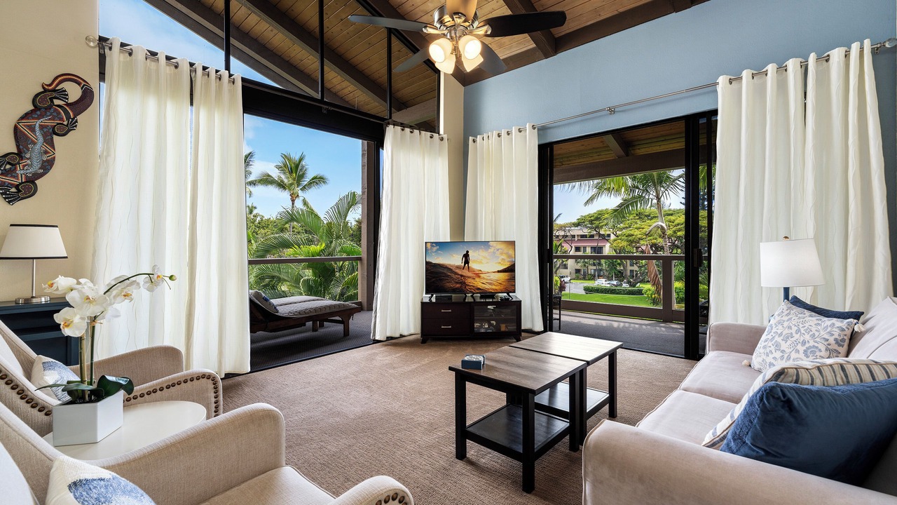 Photo of Bedroom in Kahaluu-Keauhou