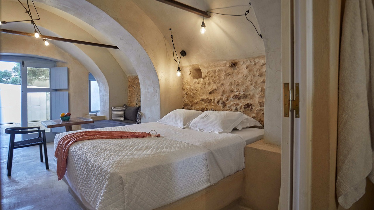 Photo of Bedroom in Oia