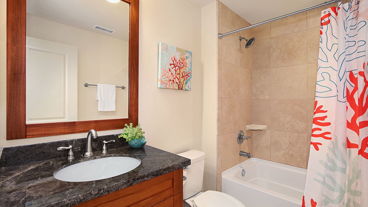 Photo of Bathroom in Poipu