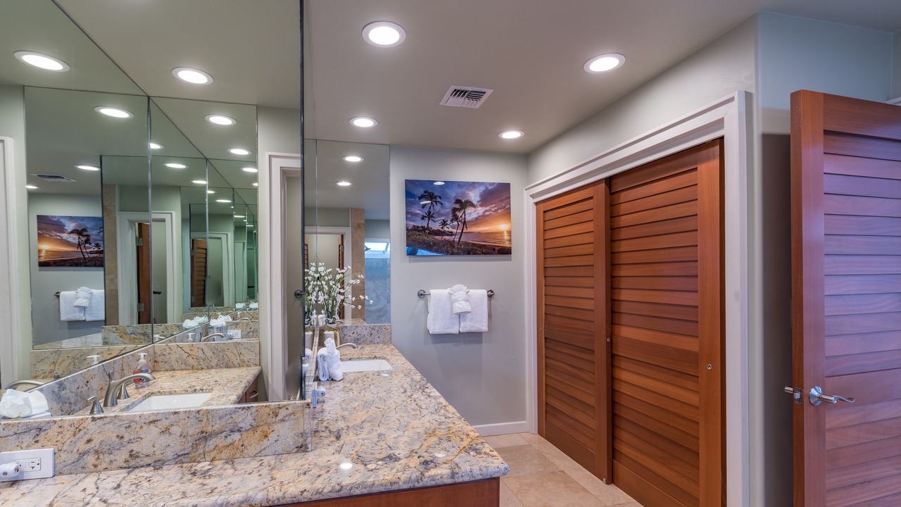Photo of Bathroom in Napili