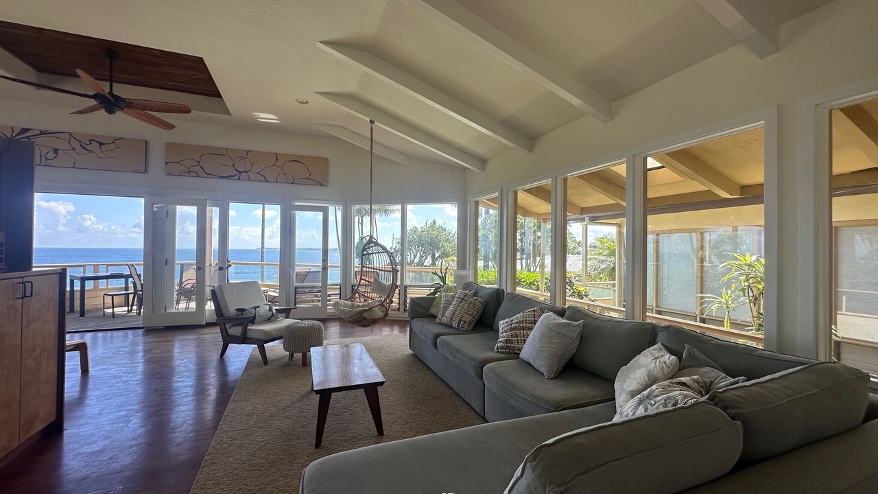 Photo of Livingroom in Hilo