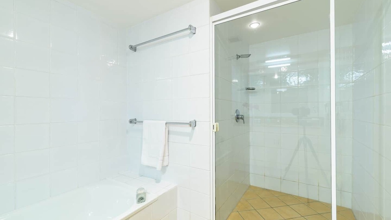 Photo of Bathroom in Main Beach