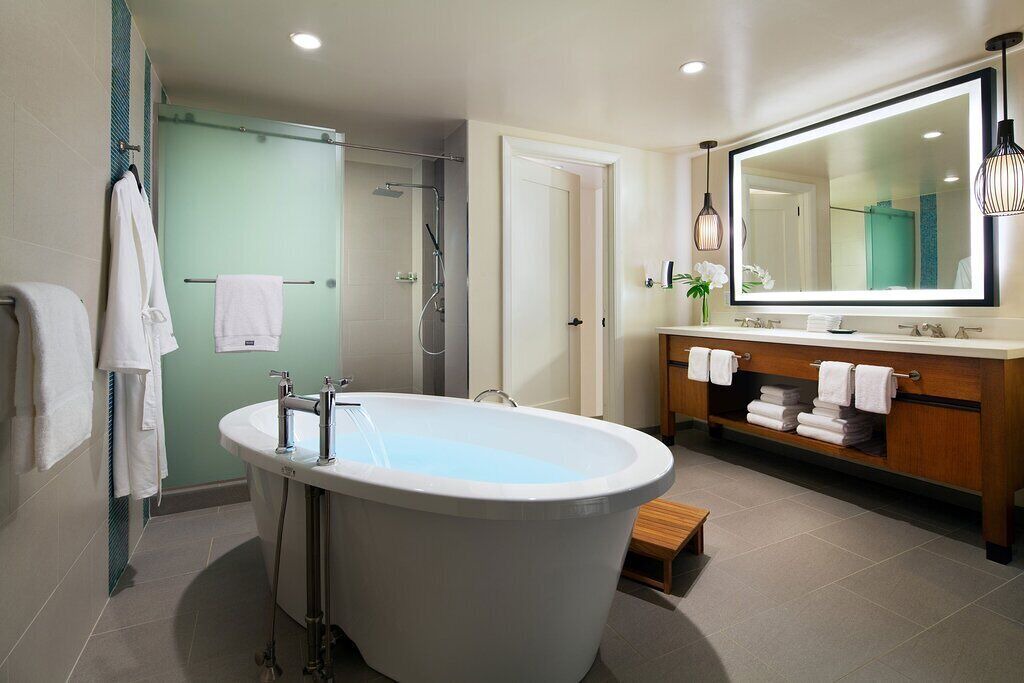 Photo of Bathroom in Lahaina