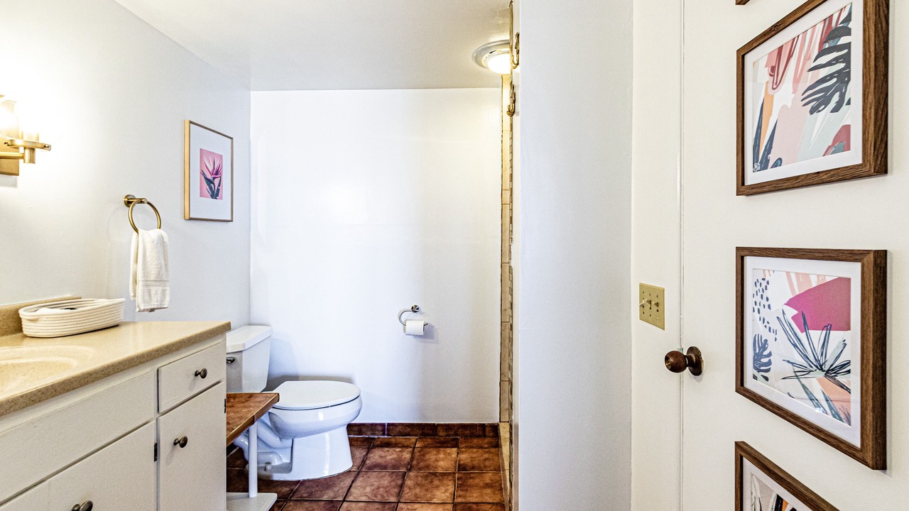 Photo of Bathroom in Paukaa