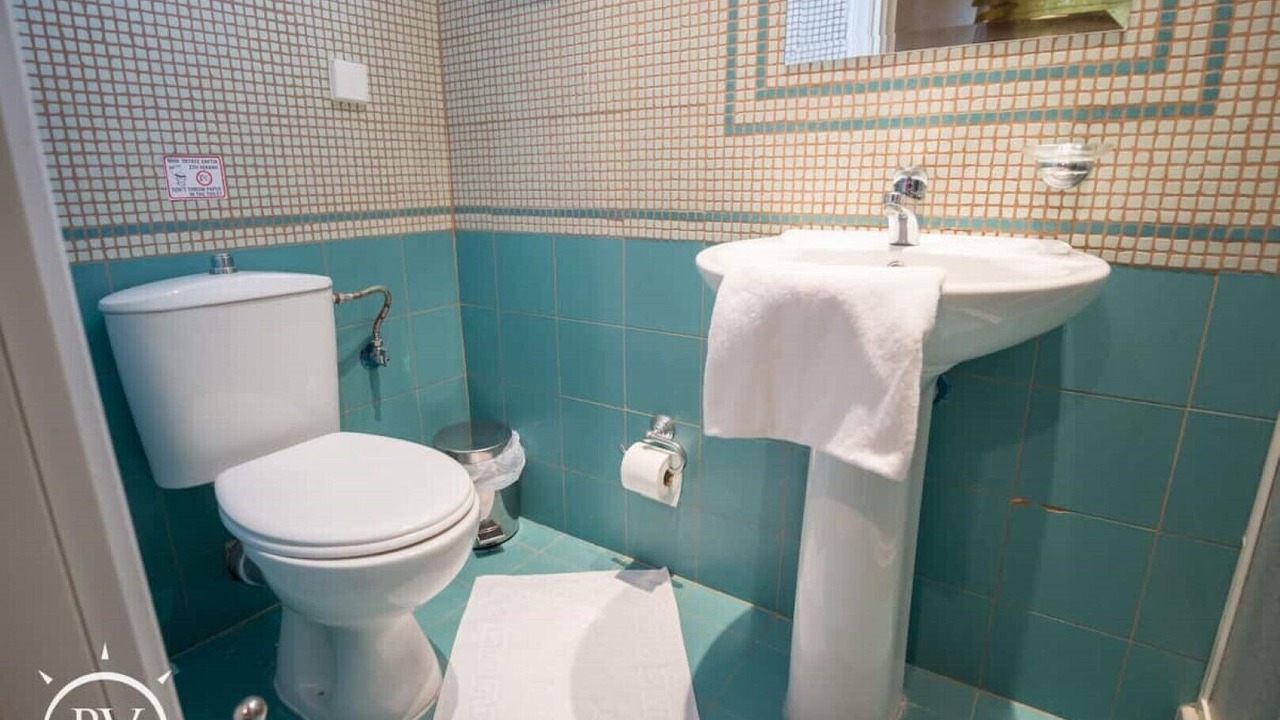 Photo of Bathroom in Katokhorion
