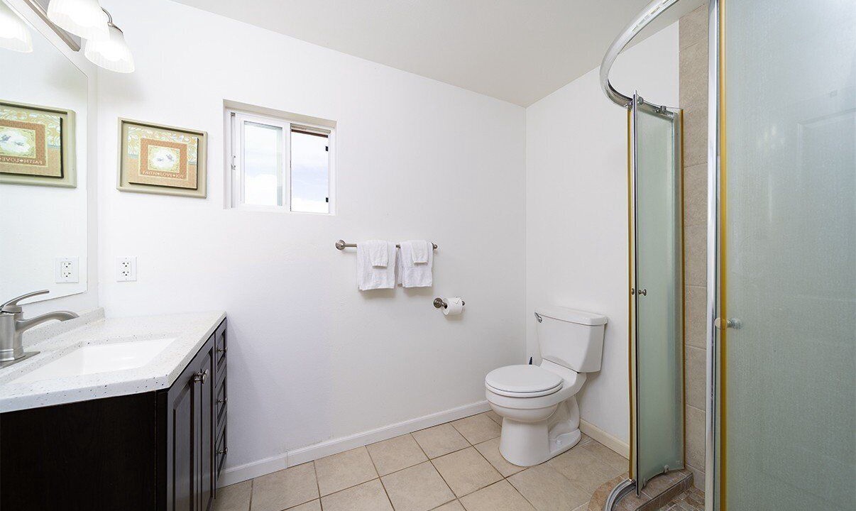 Photo of Bathroom in Pepeekeo