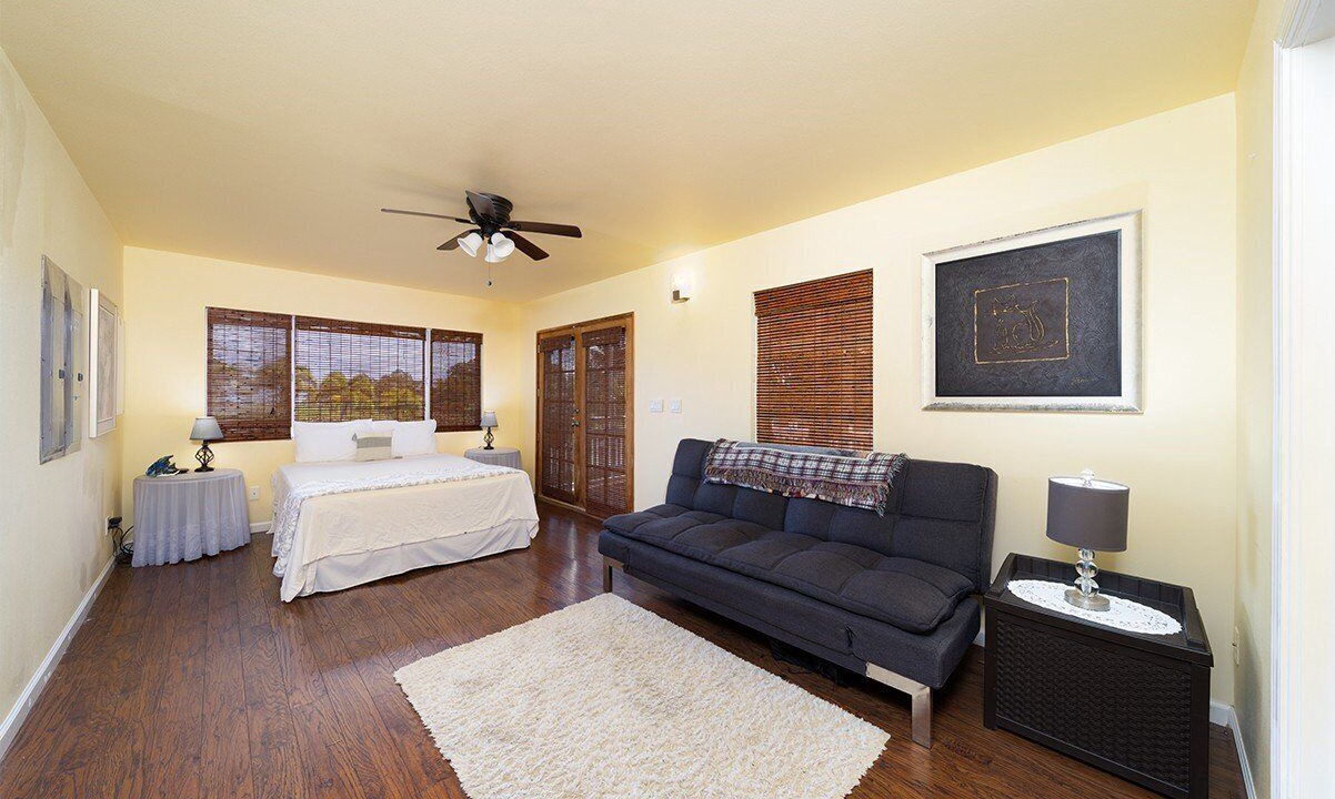 Photo of Bedroom in Pepeekeo