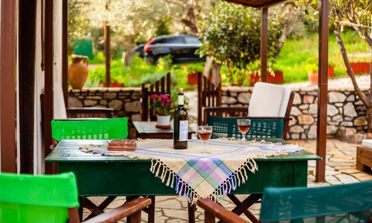 Photo of Outdoor in Aipeia
