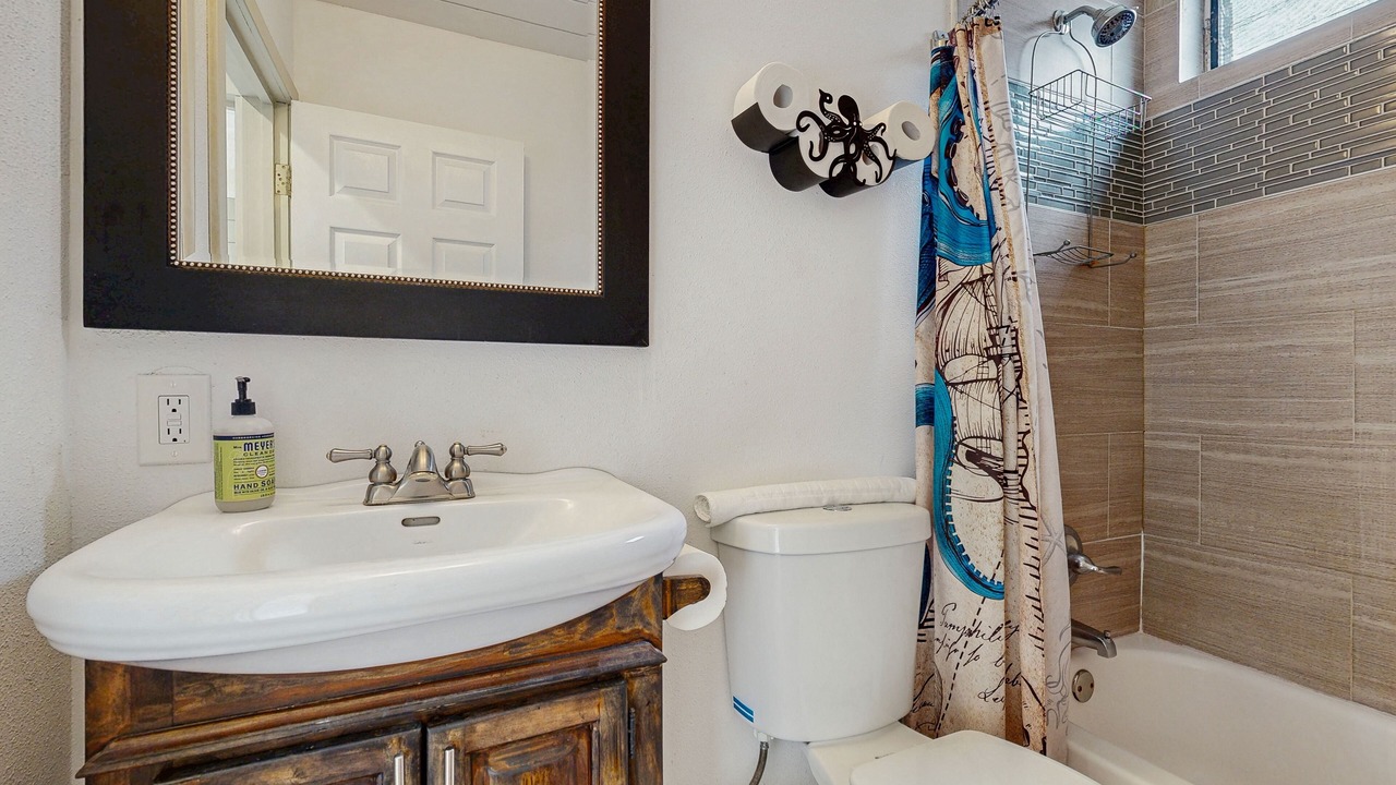 Photo of Bathroom in Kapoho
