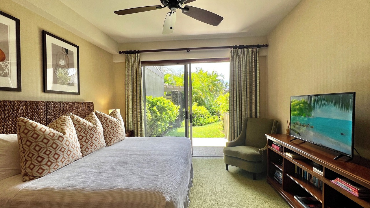 Photo of Bedroom in Kaupulehu