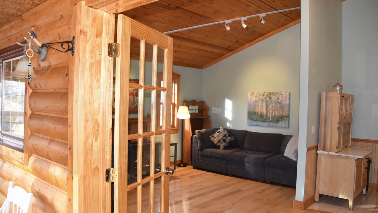 Photo of Livingroom in Rainbow Valley