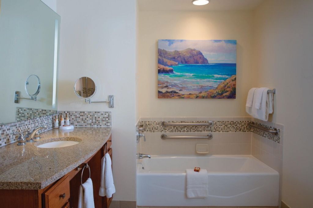 Photo of Bathroom in Poipu