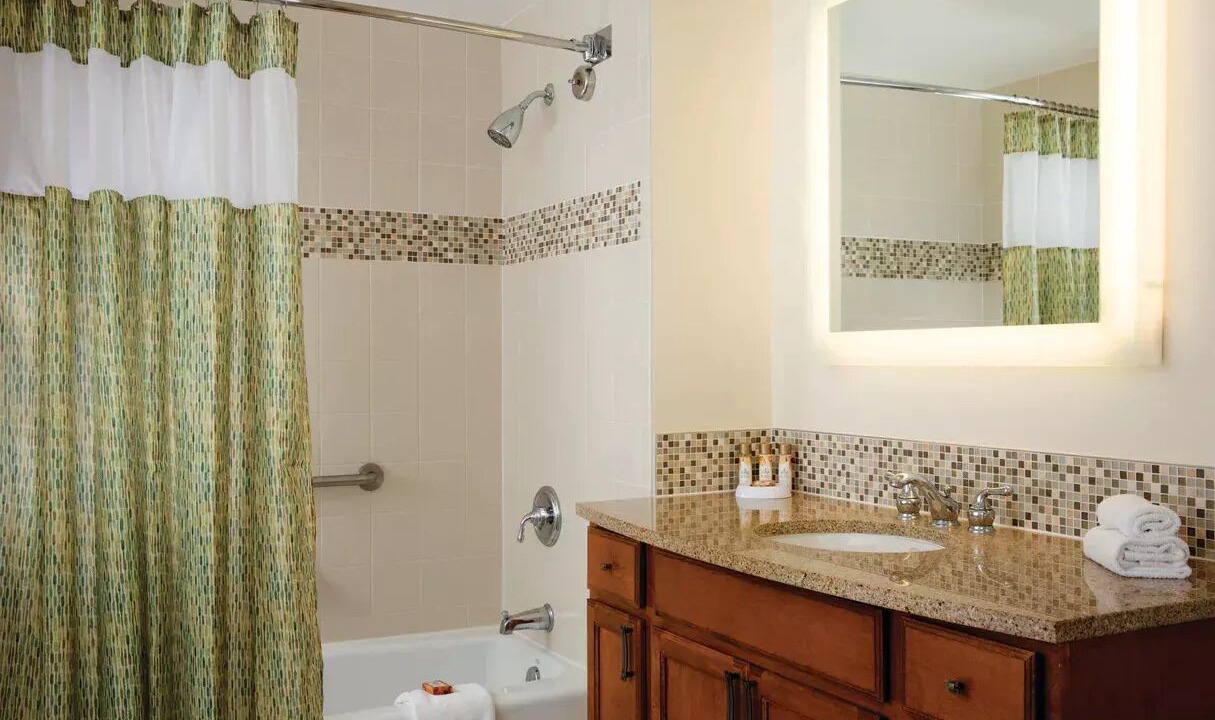 Photo of Bathroom in Poipu