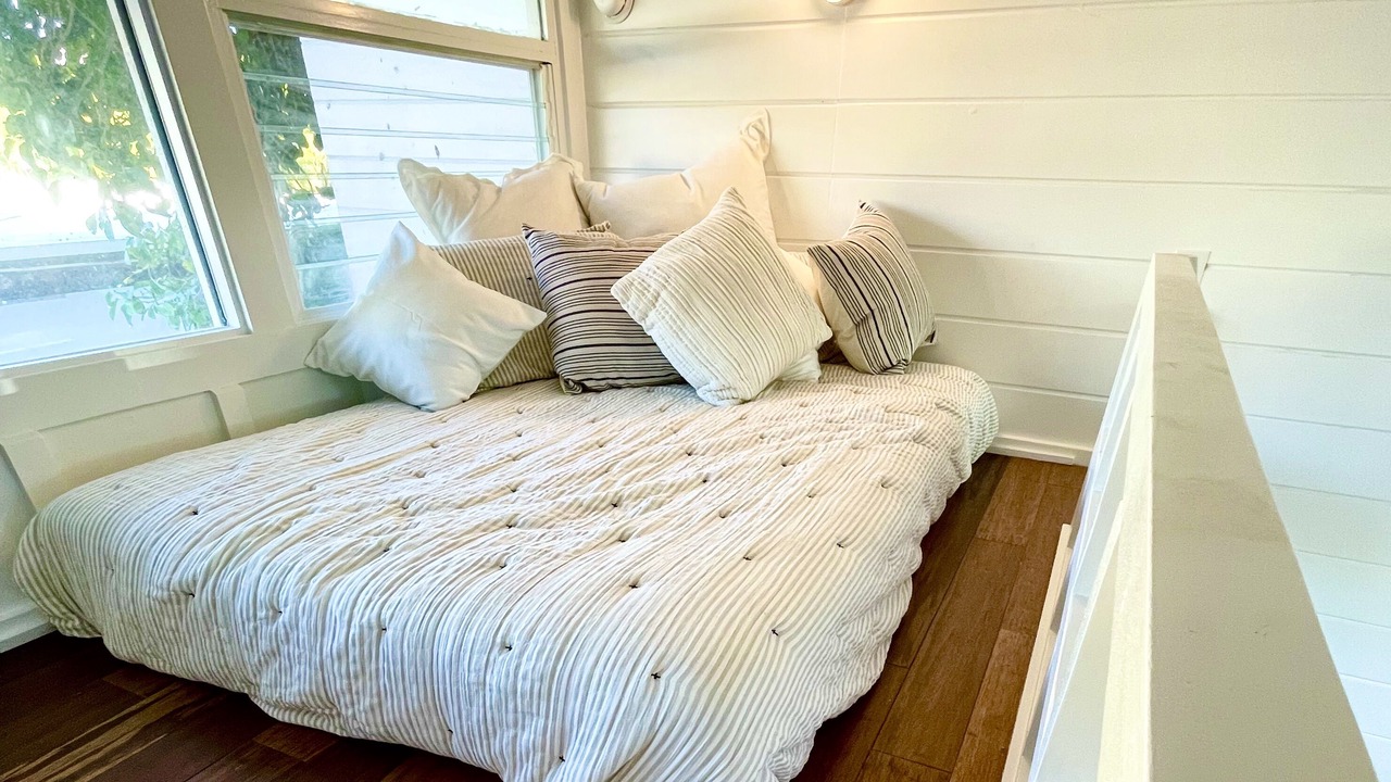 Photo of Bedroom in Kalama Tract