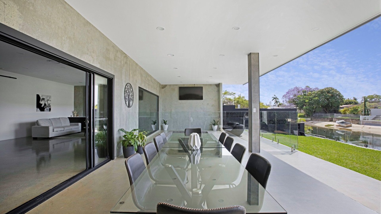 Photo of Outdoor in Broadbeach Waters