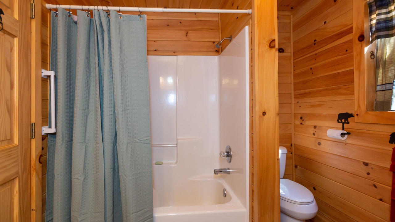 Photo of Bathroom in Blairsville