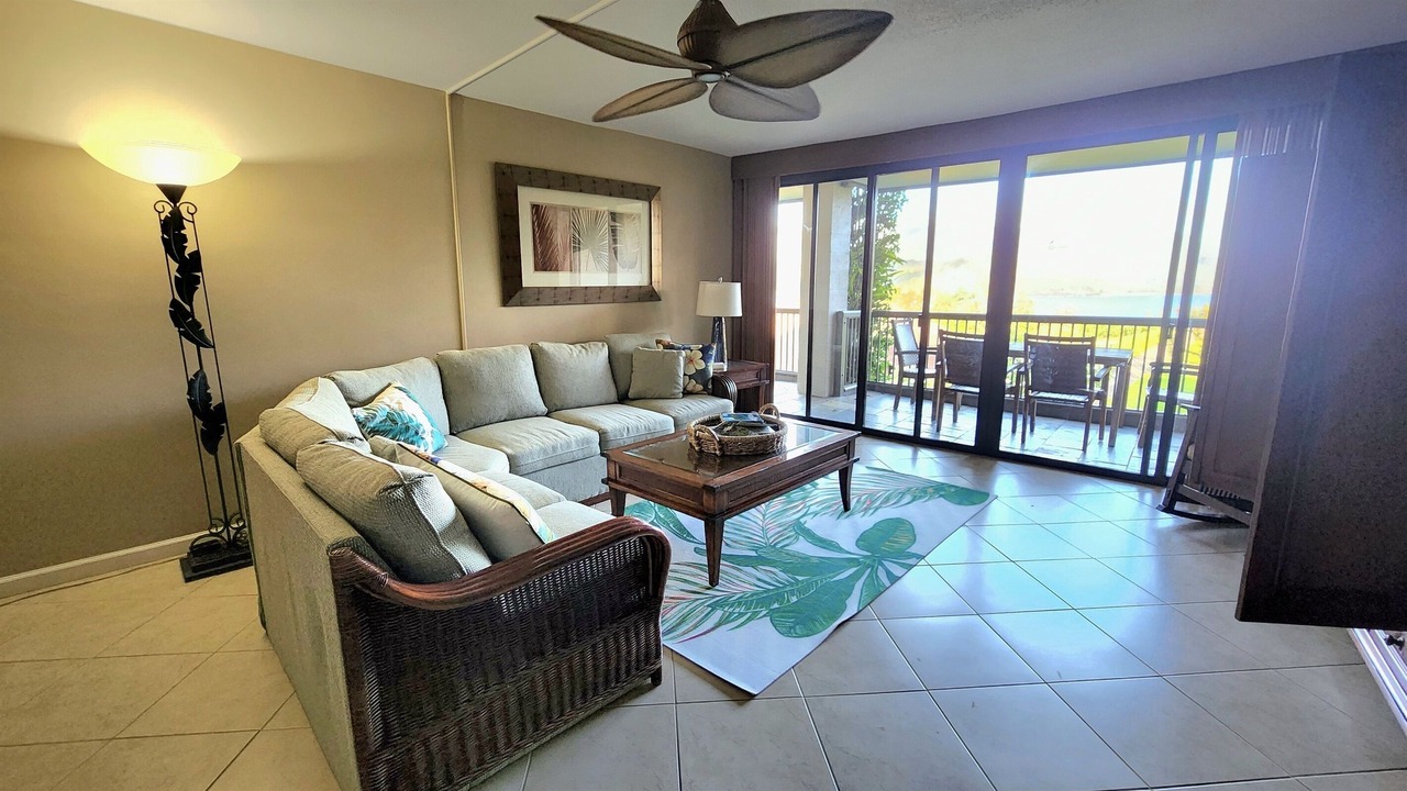 Photo of Livingroom in Princeville