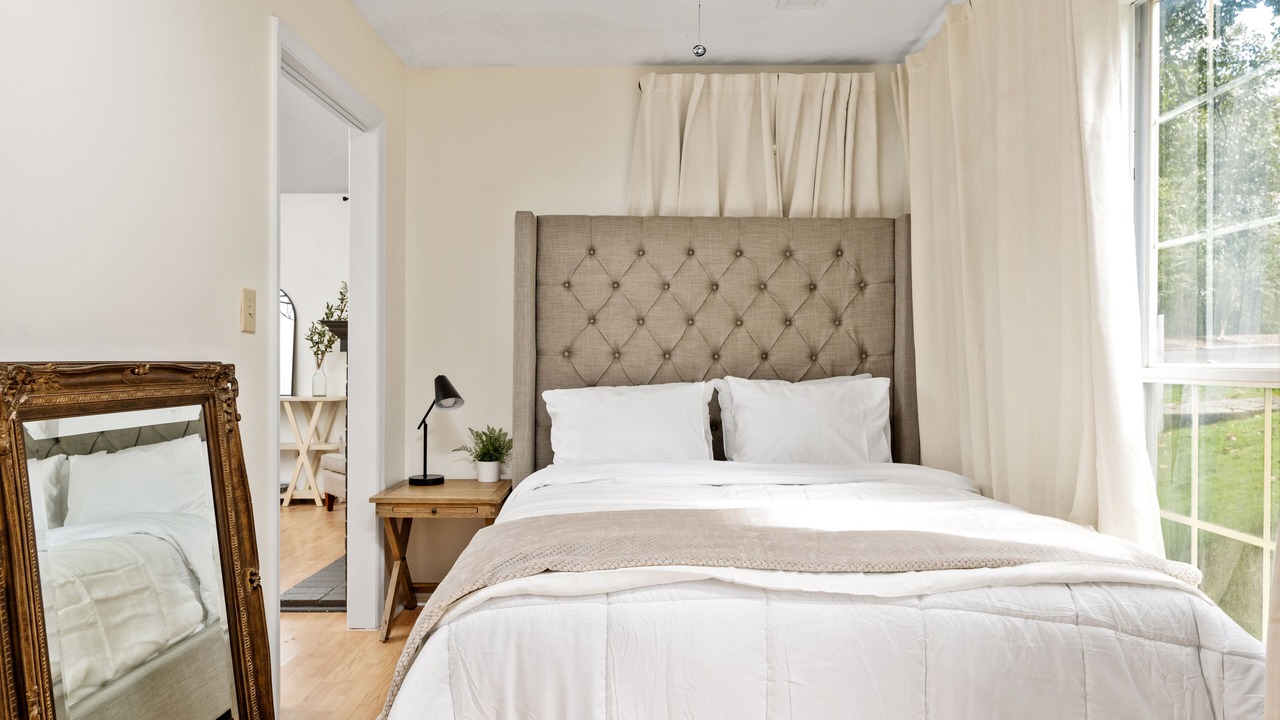 Photo of Bedroom in Meadowbrook