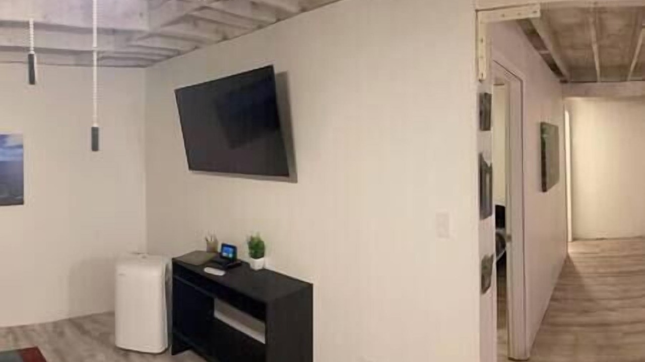 Photo of Bedroom in Nanawale Estates