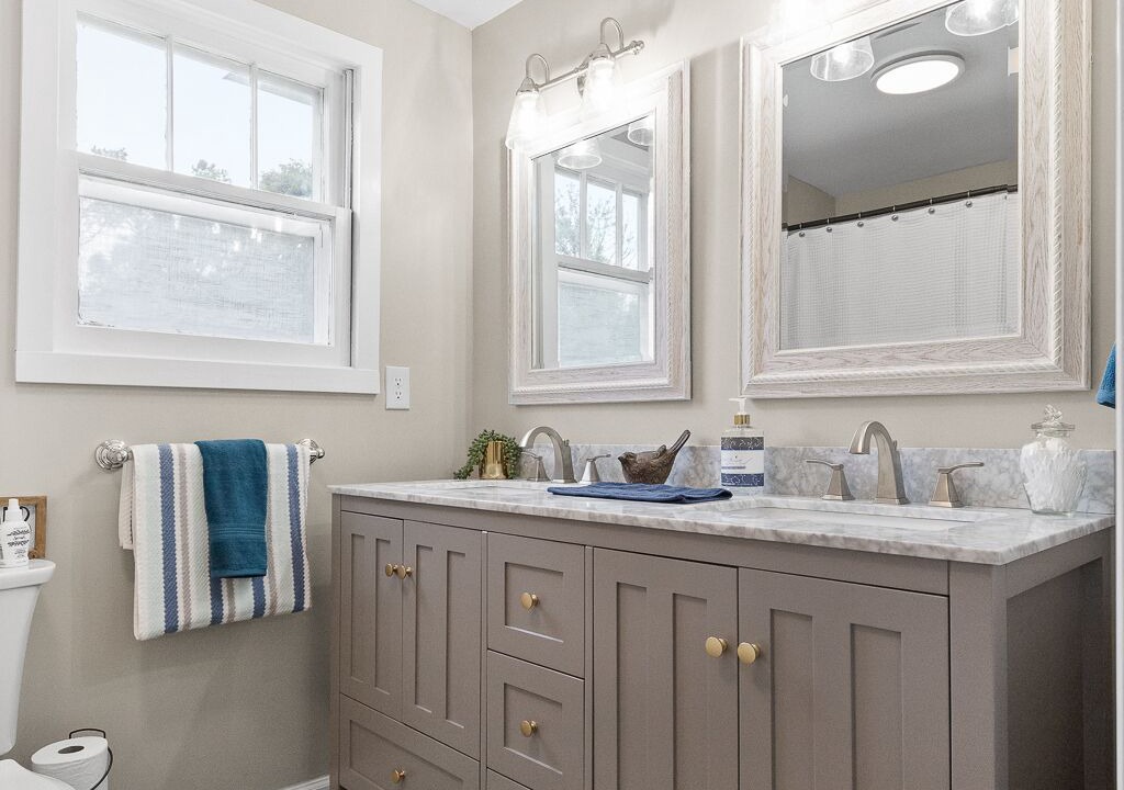 Photo of Bathroom in Hixson