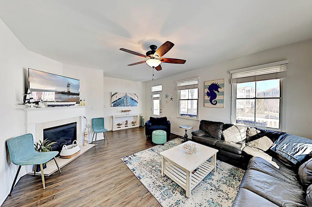 Photo of Livingroom in The Commons