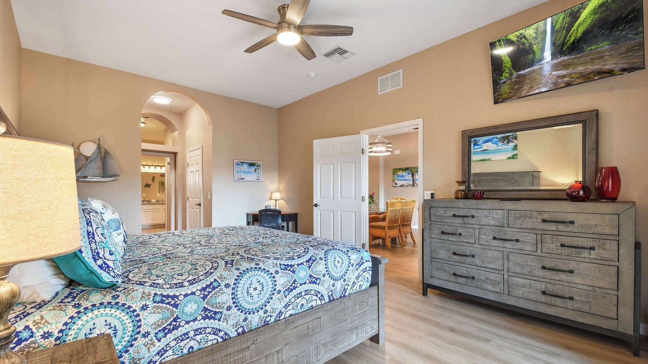 Photo of Bedroom in Bahama Bay
