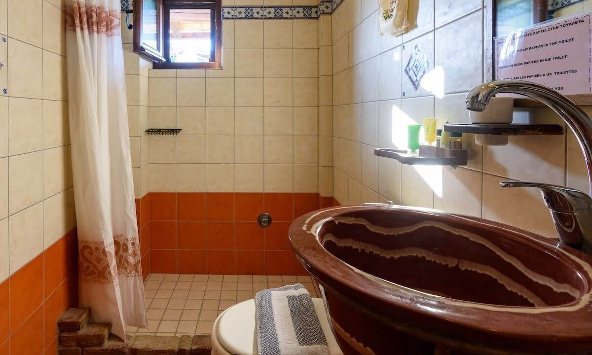 Photo of Bathroom in Pylos-Nestoras