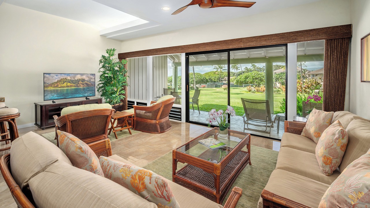 Photo of Bedroom in Poipu